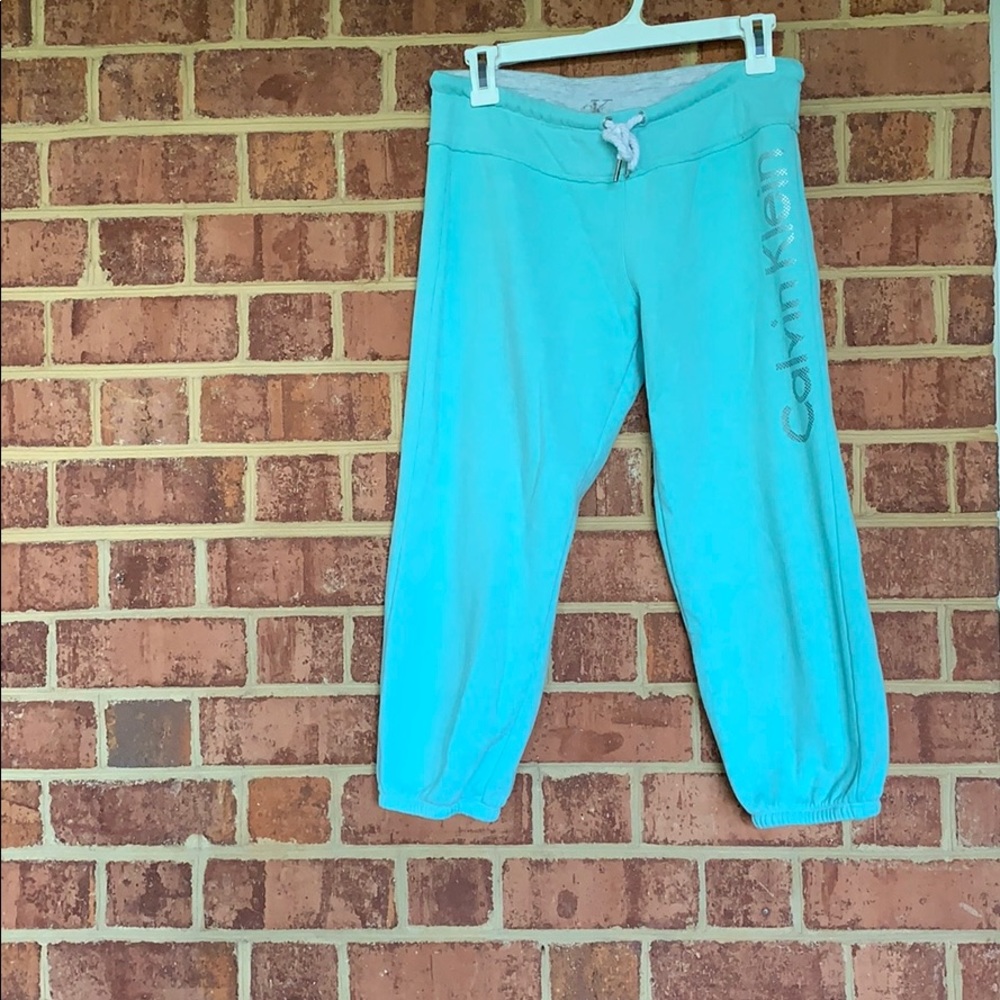 Cropped sweatpants